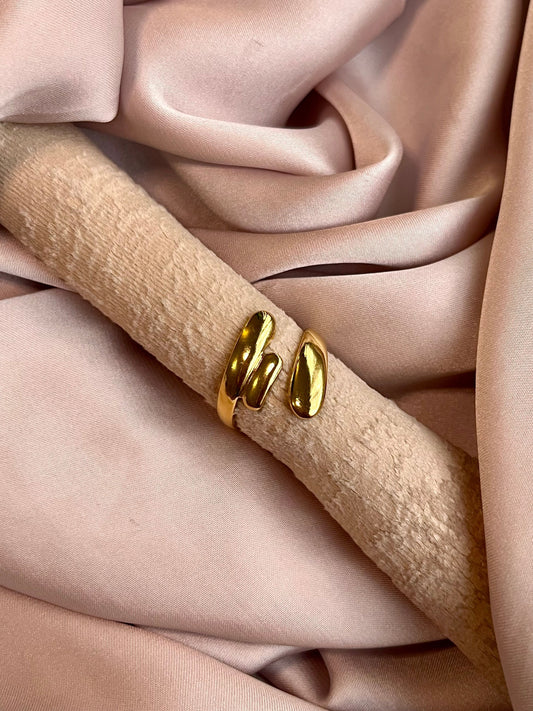 Lune Drop Ring